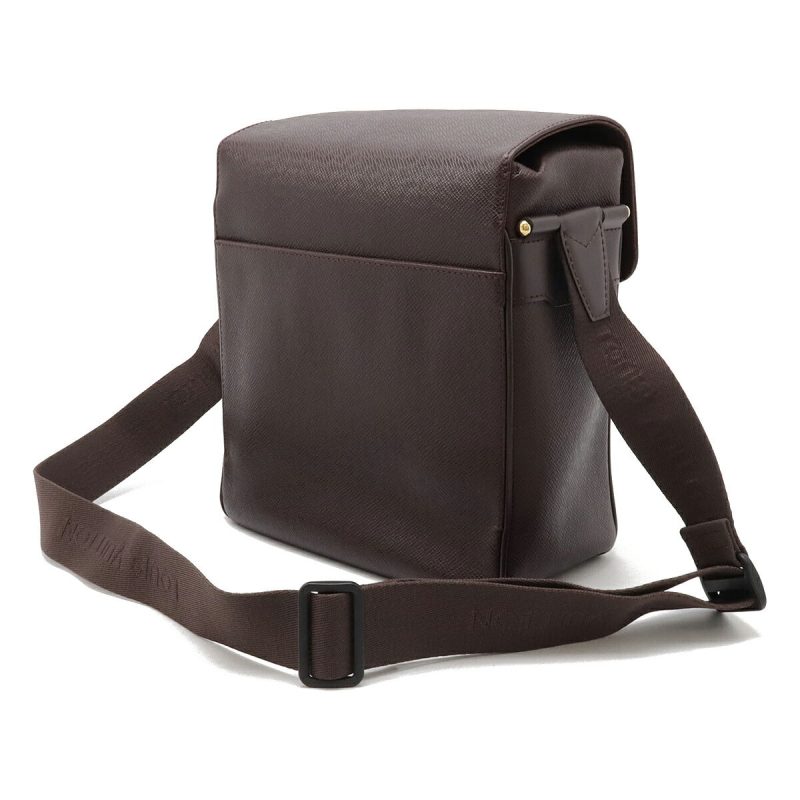 Louis Vuitton Taiga Leather Yalanga Shoulder Bag M30826 - Barde - Image 2