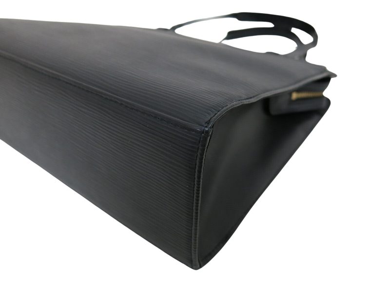 Louis Vuitton Croisette  Leather Shoulder Bag - Barde - Image 6
