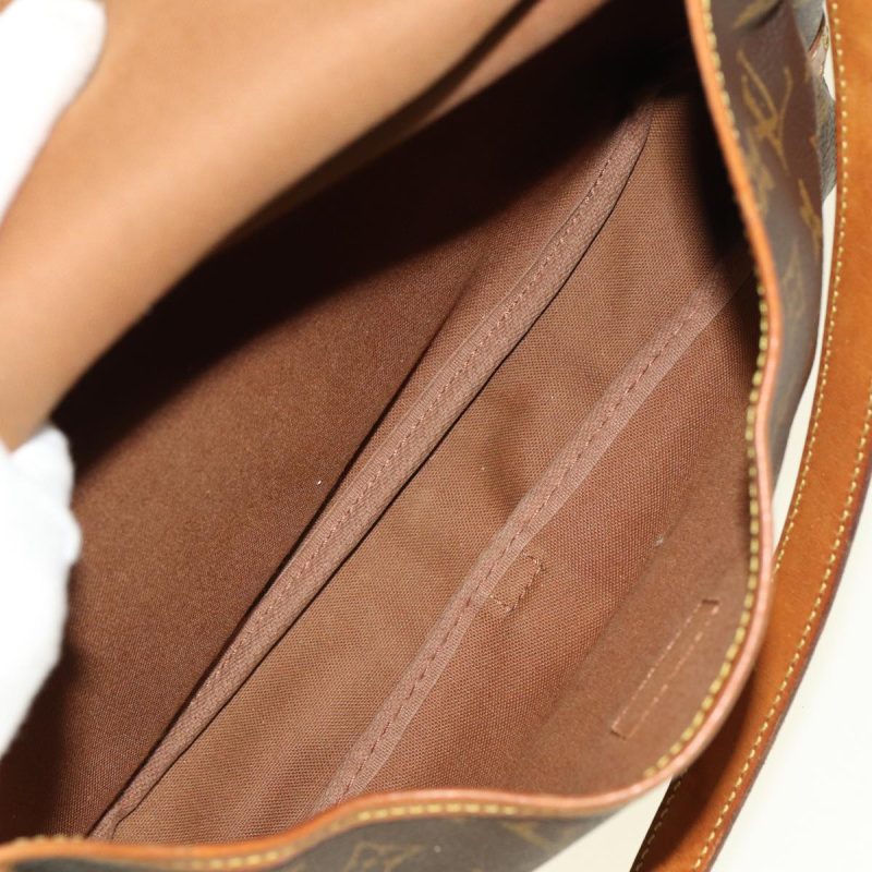 Louis Vuitton Saumur  Canvas Shoulder Bag - Barde - Image 5