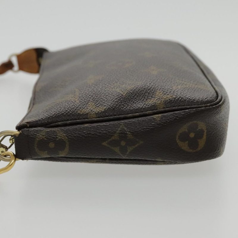Louis Vuitton Pochette Accessoire  Canvas Clutch Bag - Barde - Image 4