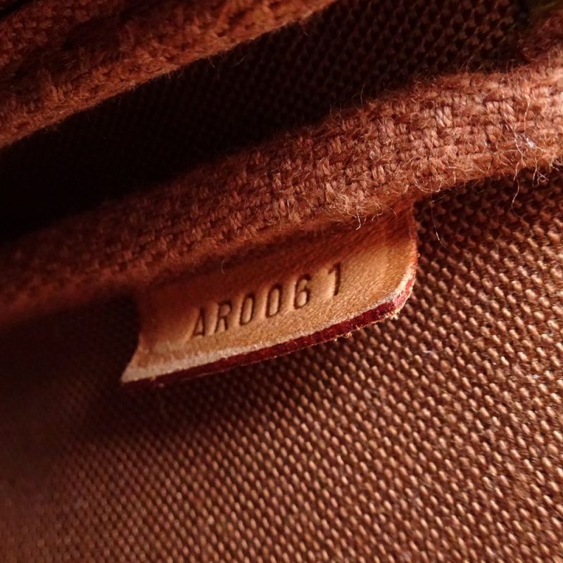 Louis Vuitton Monogram Pouch M51980 - Barde - Image 8