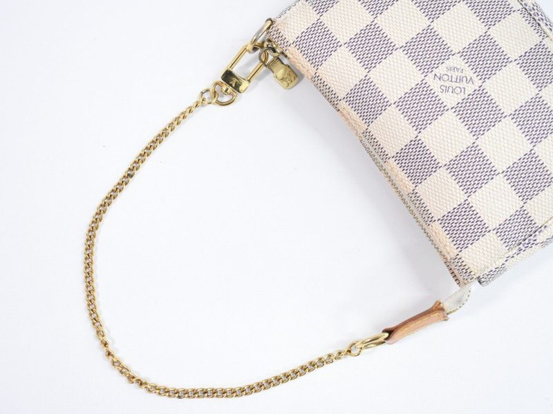 Louis Vuitton Pochette Accessoires  Canvas Clutch Bag - Barde - Image 4