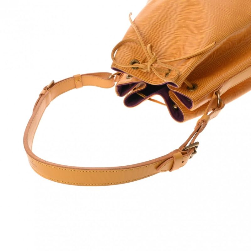 Louis Vuitton Noé  Leather Shoulder Bag - Barde - Image 4