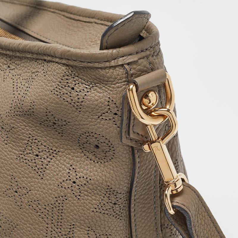 Louis Vuitton Poudre Mahina Leather Stellar Pm Bag - Barde - Image 6