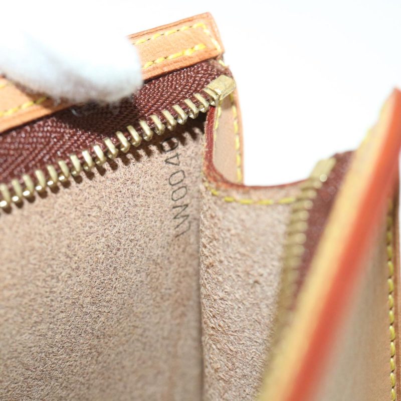 Louis Vuitton Pochette  Leather Clutch Bag - Barde - Image 6
