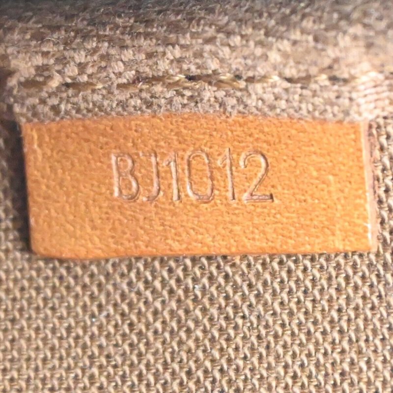 Louis Vuitton Pochette Accessoire  Canvas Clutch Bag - Barde - Image 6