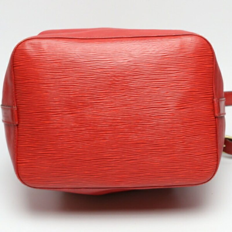 Louis Vuitton Petit Noé  Leather Shoulder Bag - Barde - Image 3