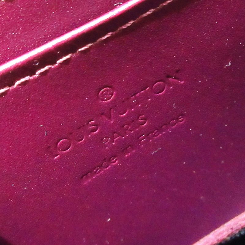 Louis Vuitton Porte Monnaie Zippy  Patent Leather Wallet - Barde - Image 4