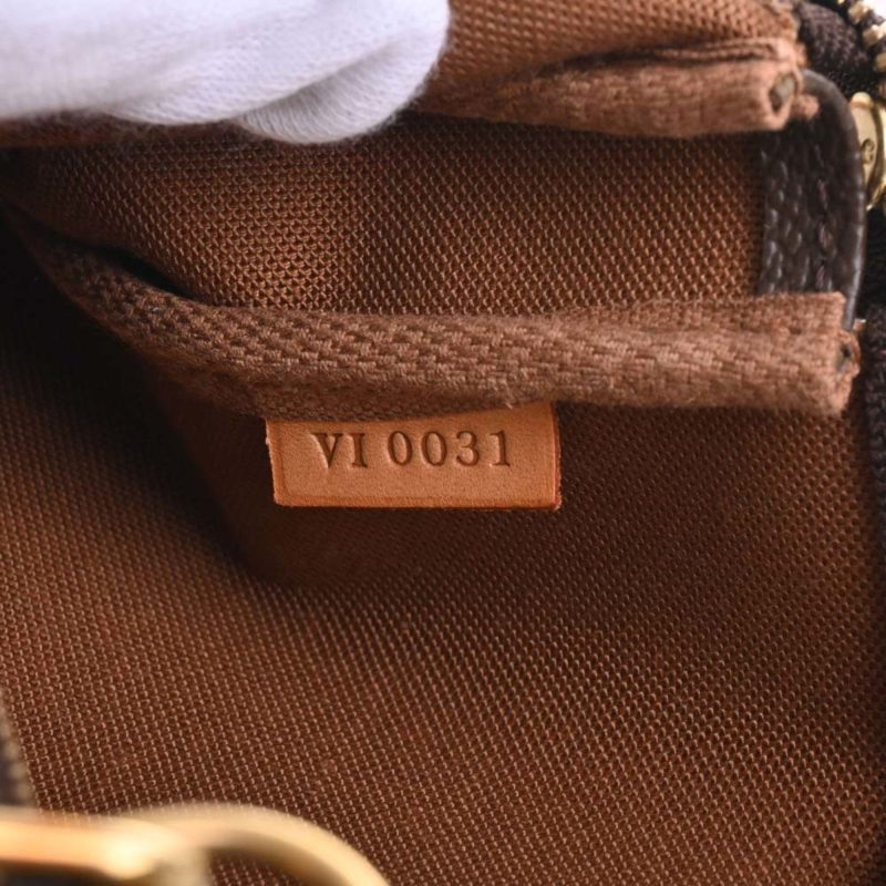 Louis Vuitton Pochette Accessoires  Canvas Clutch Bag - Barde - Image 4