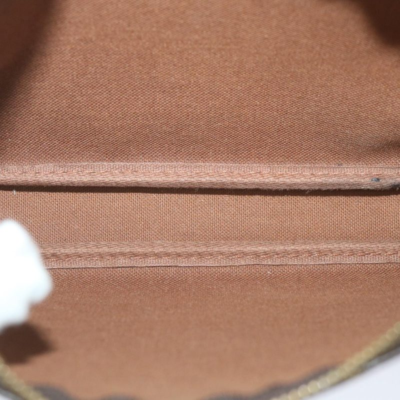 Louis Vuitton Pochette Accessoire  Canvas Clutch Bag - Barde - Image 5