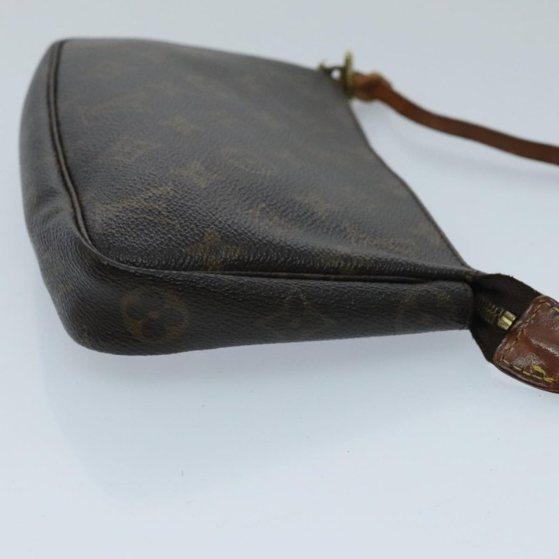 Louis Vuitton Pochette Accessoire  Canvas Clutch Bag - Barde - Image 3