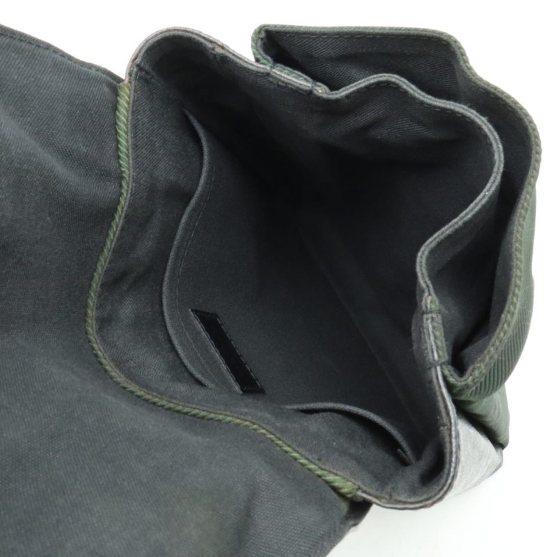 Louis Vuitton Taiga Canvas Leather Saratov PM Bag - Barde - Image 5
