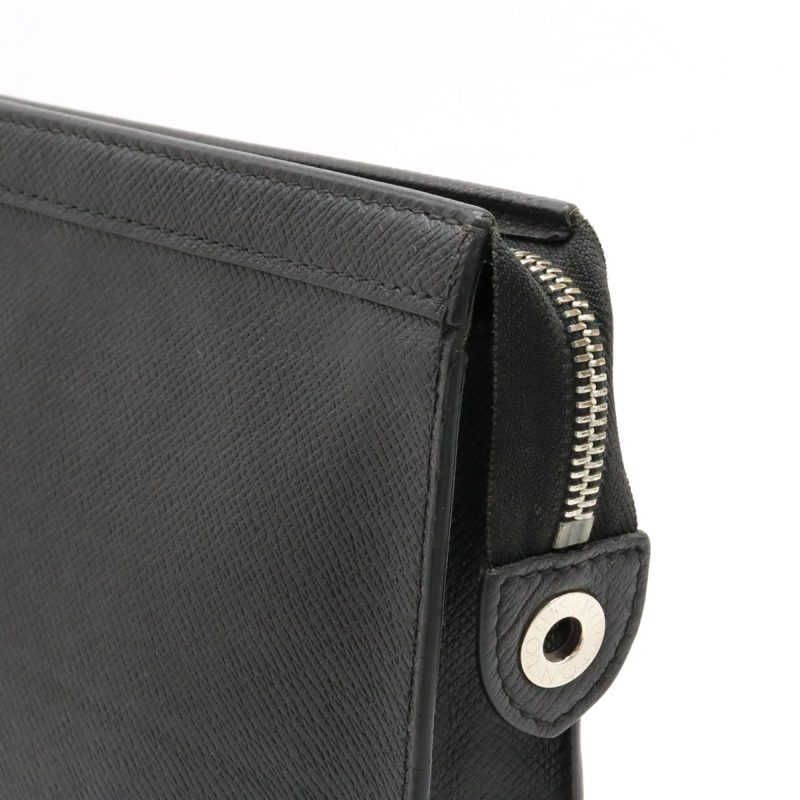 Louis Vuitton Taiga Pochette Voyage MM Clutch Black - Barde - Image 6