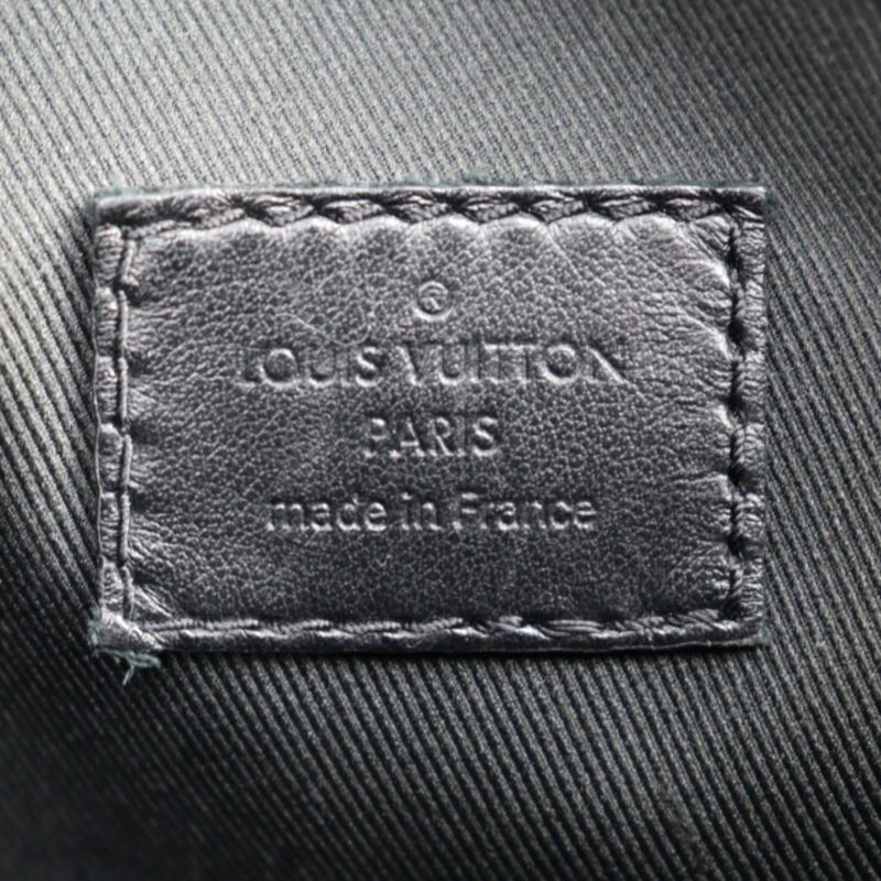 Louis Vuitton Soft Trunk  Leather Shoulder Bag - Barde - Image 6