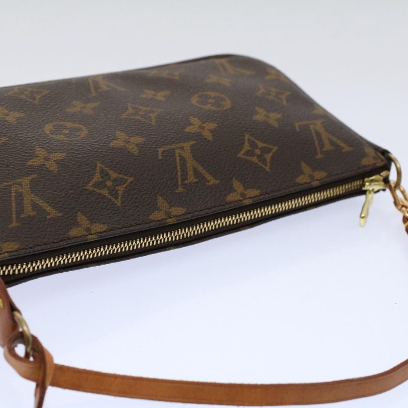 Louis Vuitton Pochette Accessoire  Canvas Clutch Bag - Barde - Image 4