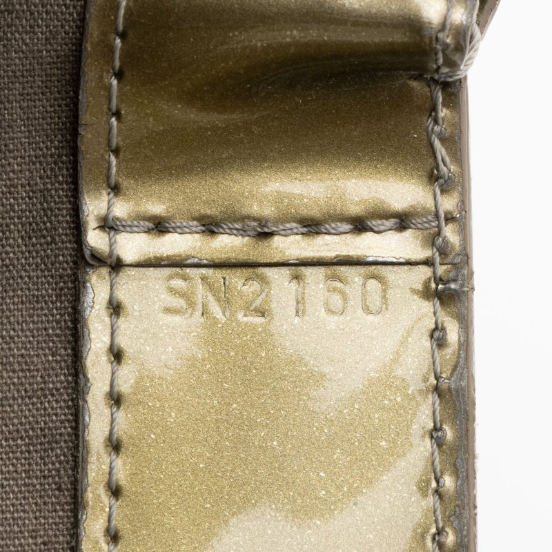Louis Vuitton Monogram Vernis Wilshire MM Tote - Barde - Image 6