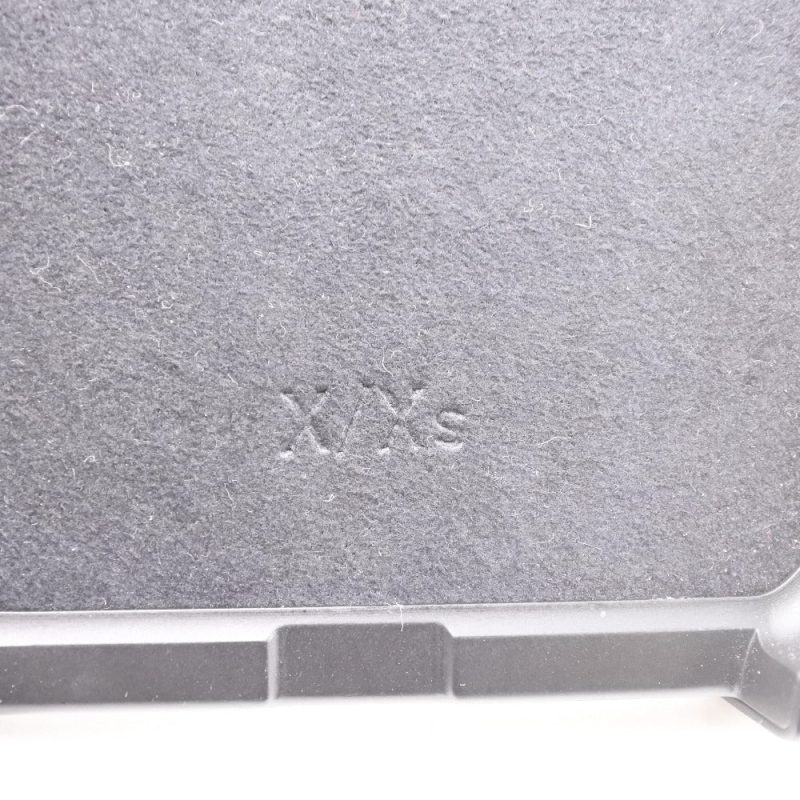 Louis Vuitton Monogram Canvas iPhone Case X/XS - Barde - Image 8