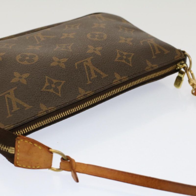 Louis Vuitton Pochette Accessoire  Canvas Clutch Bag - Barde - Image 4