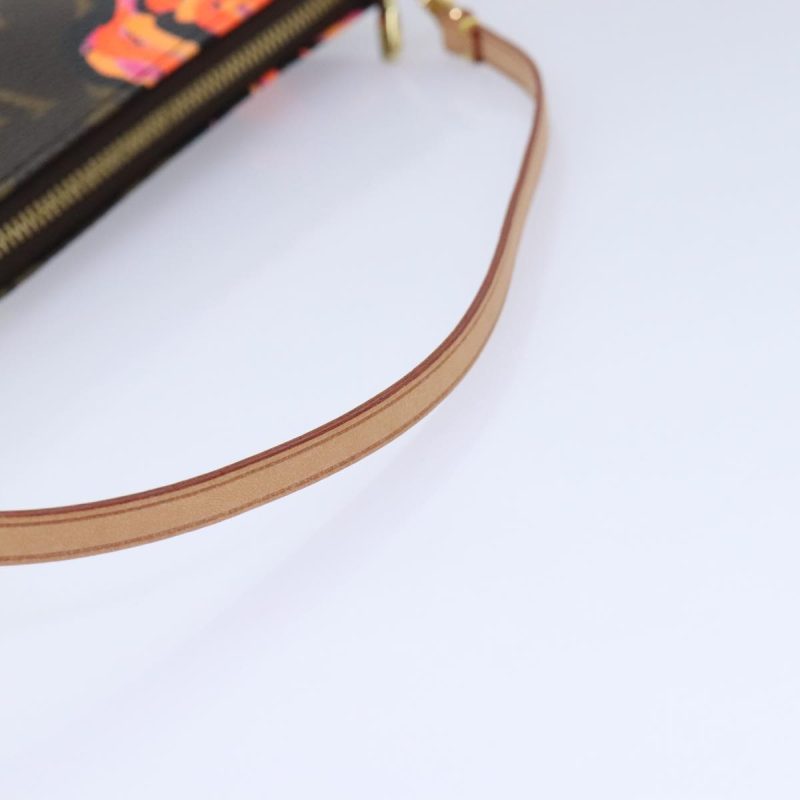 Louis Vuitton Pochette Accessoire  Canvas Clutch Bag - Barde - Image 5