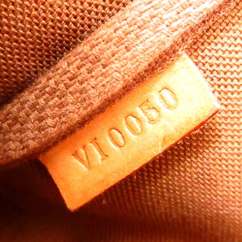 Louis Vuitton Pochette Accessoire  Canvas Clutch Bag - Barde - Image 6