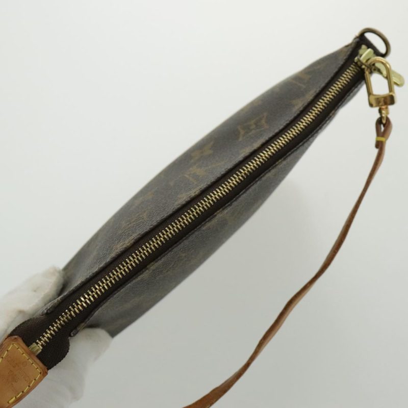 Louis Vuitton Pochette Accessoire  Canvas Clutch Bag - Barde - Image 6