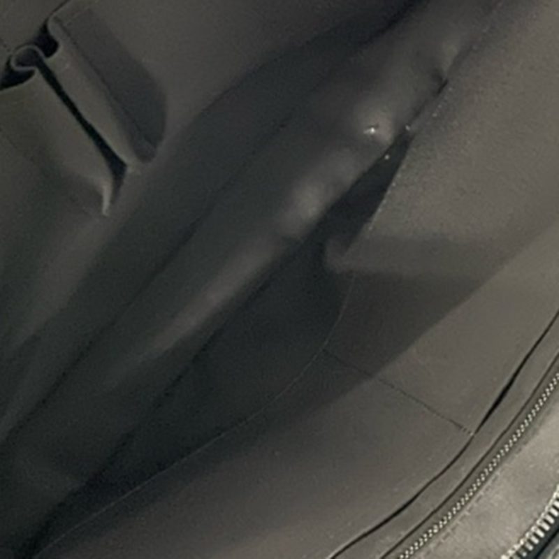 Louis Vuitton Porte-Documents Voyage PM Bag in Black Leather - Barde - Image 6