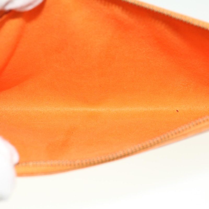 Louis Vuitton Pochette Accessoire  Leather Clutch Bag - Barde - Image 5