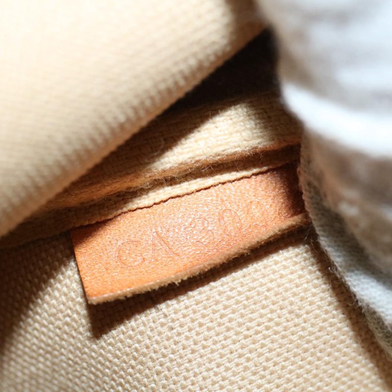 Louis Vuitton Pochette Accessoires  Canvas Clutch Bag - Barde - Image 6
