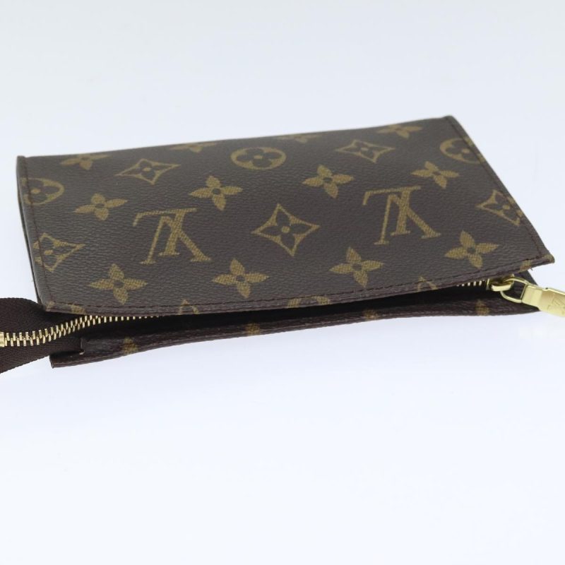 Louis Vuitton Pochette Accessoire  Canvas Clutch Bag - Barde - Image 6