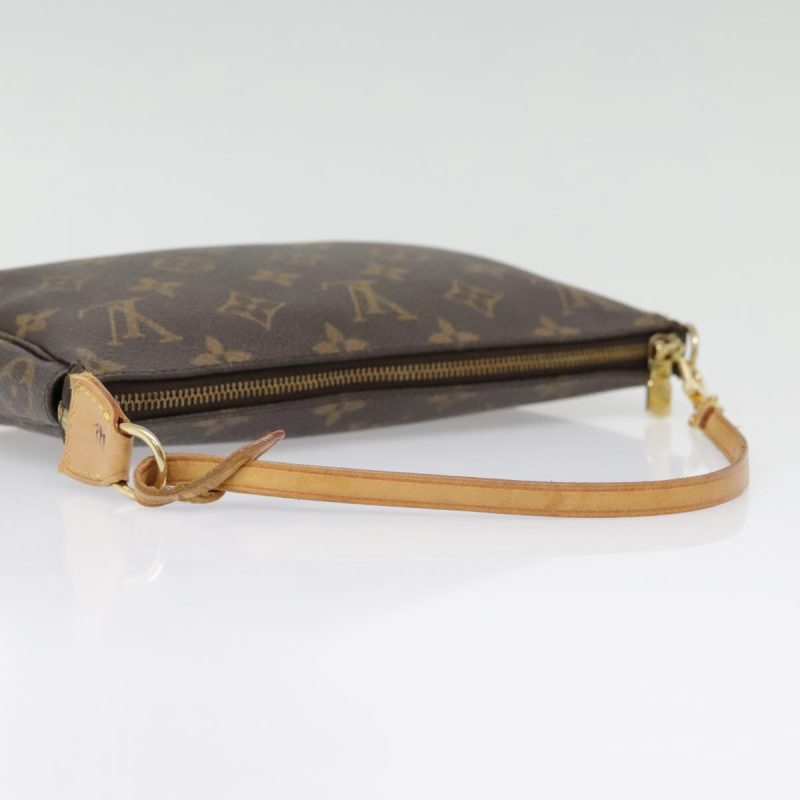Louis Vuitton Pochette Accessoire  Canvas Clutch Bag - Barde - Image 5