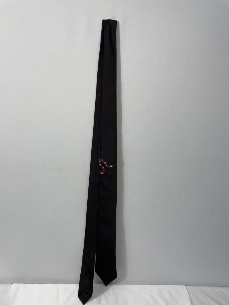 Gucci Kingsnake Necktie in Black Silk - Barde - Image 5