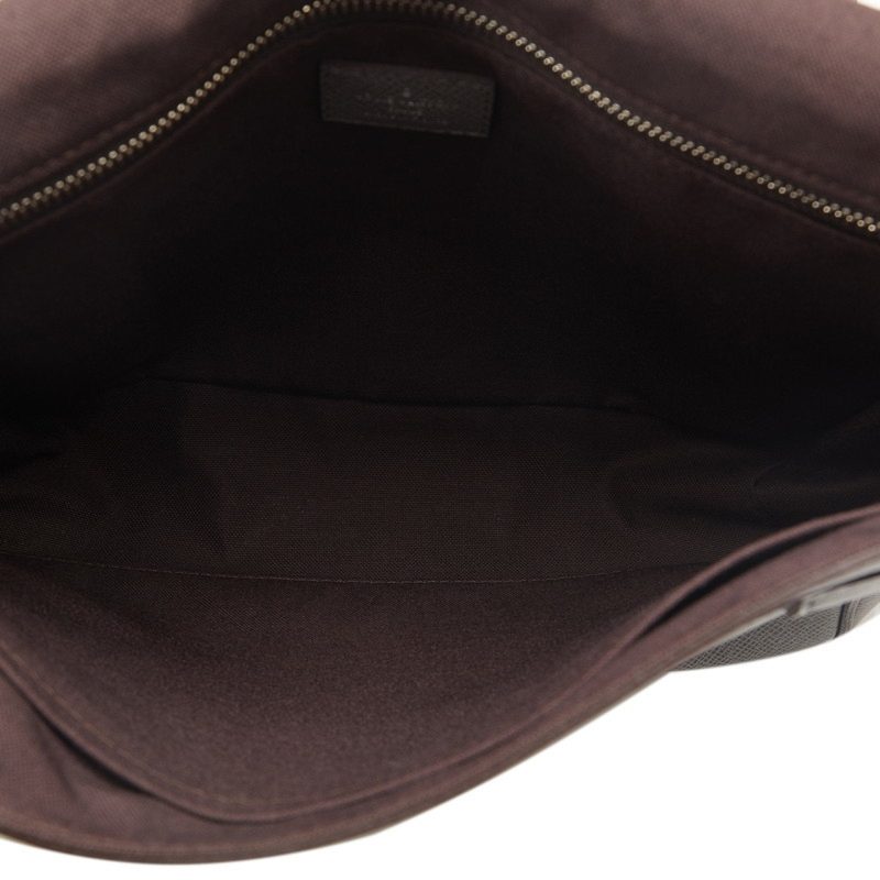 Louis Vuitton Taiga  Leather Shoulder Bag - Barde - Image 5