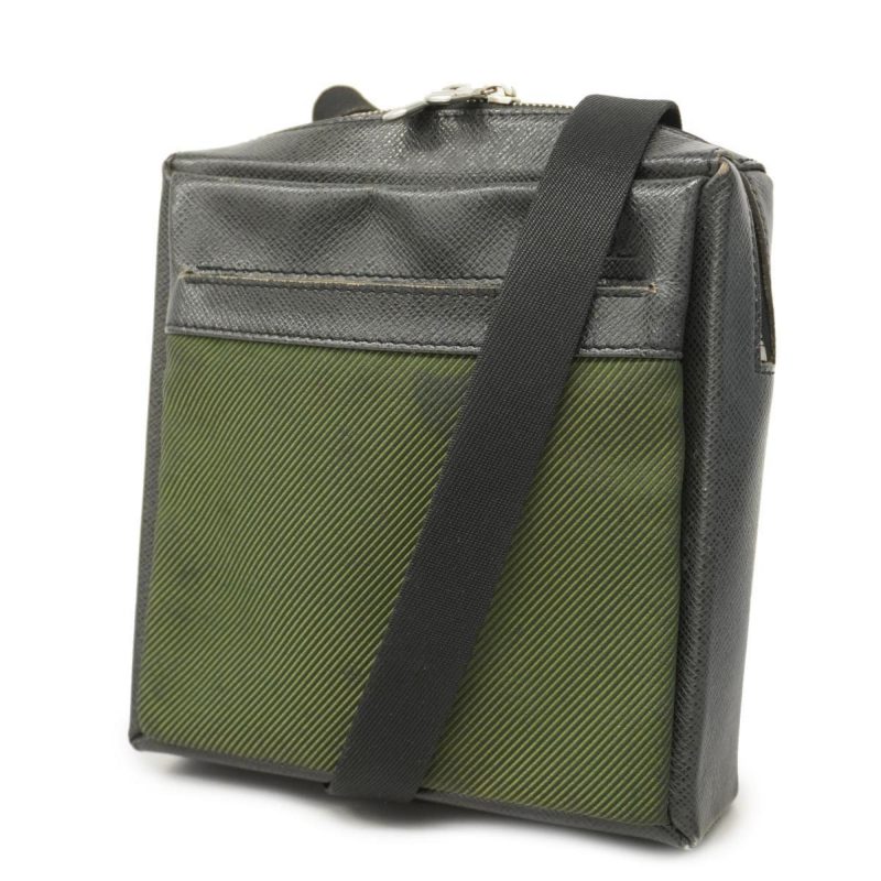 Louis Vuitton Sayan  Leather Shoulder Bag - Barde