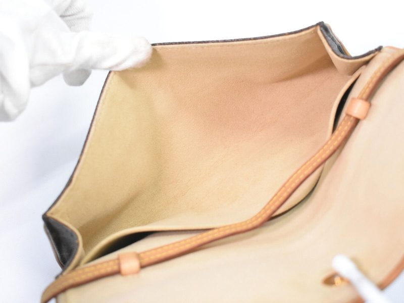 Louis Vuitton Pochette Twin  Canvas Clutch Bag - Barde - Image 5