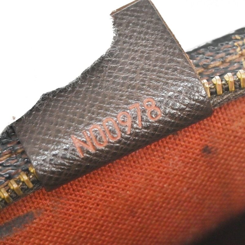 Louis Vuitton Trousse Makeup  Canvas Clutch Bag - Barde - Image 6