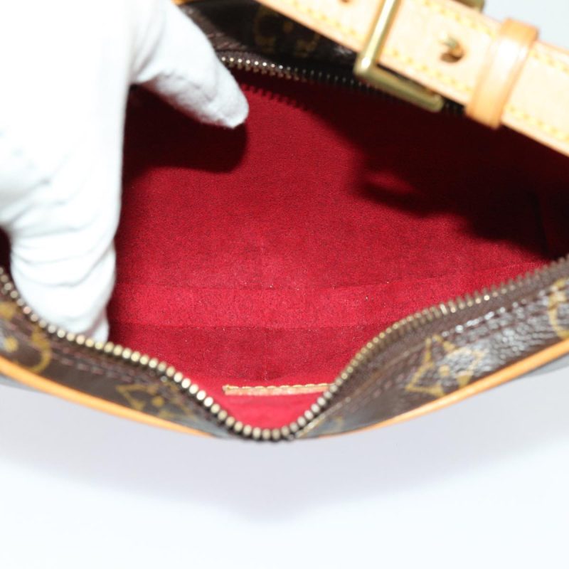 Louis Vuitton Croissant  Canvas Shoulder Bag - Barde - Image 5