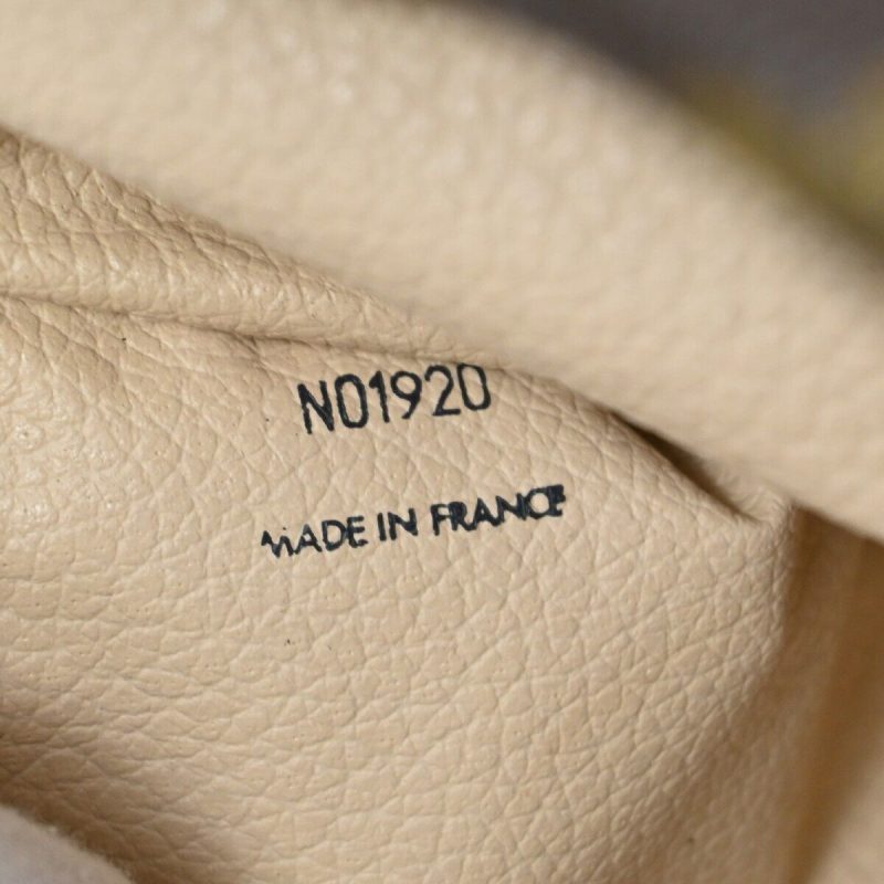 Louis Vuitton Trousse Toilette 28  Canvas Clutch Bag - Barde - Image 6