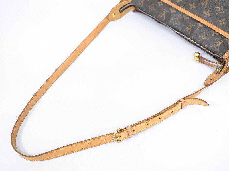 Louis Vuitton Popincourt  Canvas Shoulder Bag - Barde - Image 3