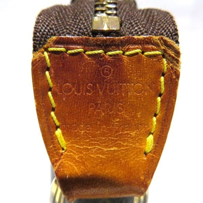 Louis Vuitton Pochette Accessoires  Canvas Clutch Bag - Barde - Image 5