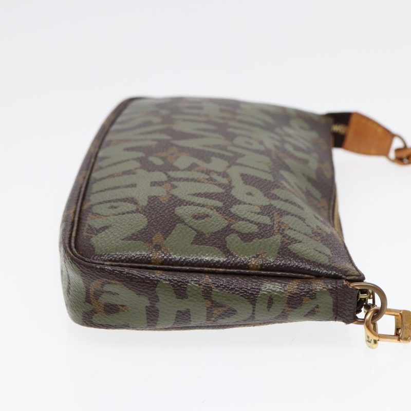 Louis Vuitton Pochette Accessoire  Canvas Clutch Bag - Barde - Image 3