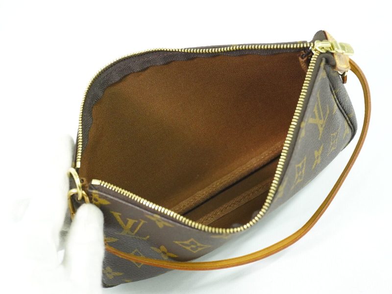 Louis Vuitton Pochette Accessoire  Canvas Clutch Bag - Barde - Image 5