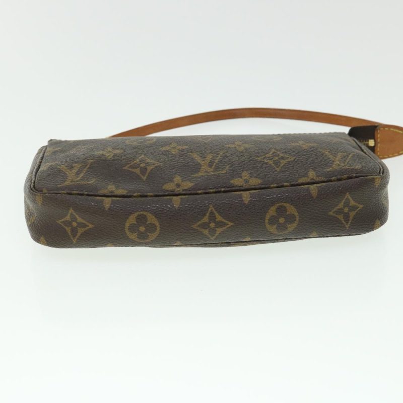 Louis Vuitton Pochette Accessoire  Canvas Clutch Bag - Barde - Image 3