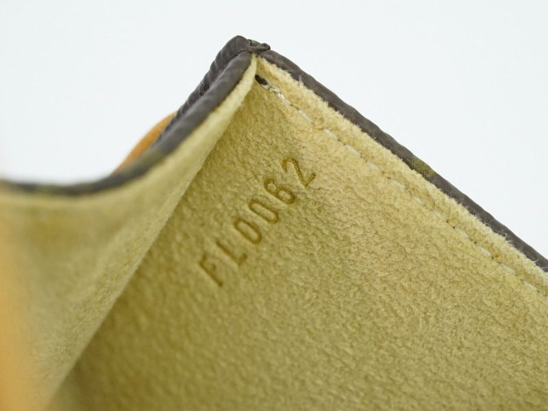 Louis Vuitton Pochette Florentine  Canvas Clutch Bag - Barde - Image 5