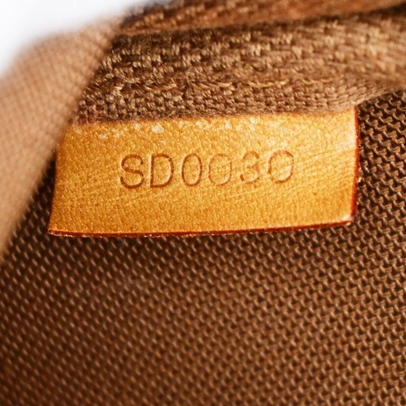 Louis Vuitton Pochette Accessoires  Canvas Clutch Bag - Barde - Image 6