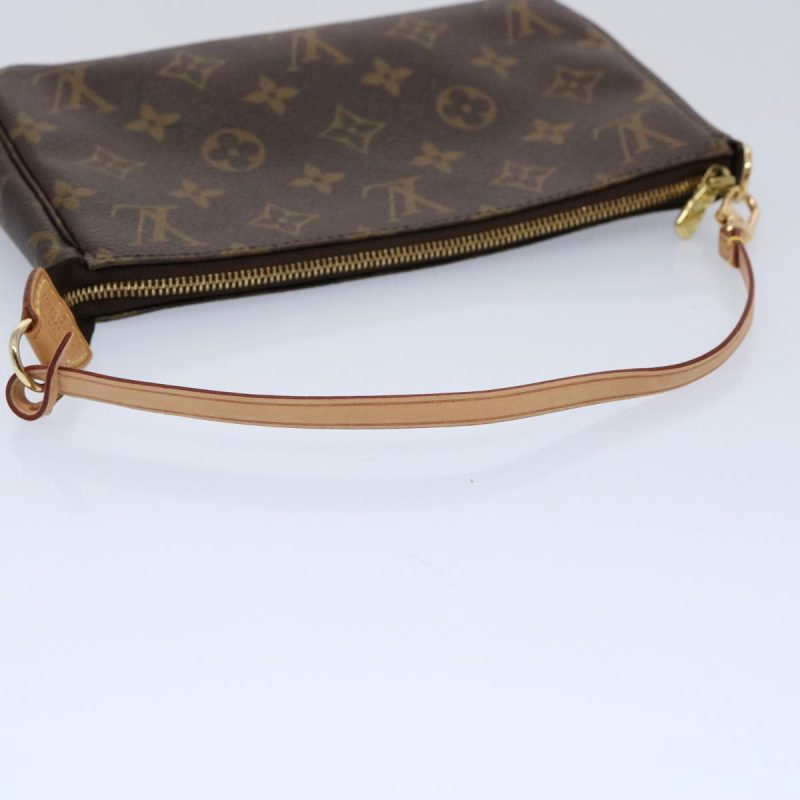 Louis Vuitton Pochette Accessoire  Canvas Clutch Bag - Barde - Image 4