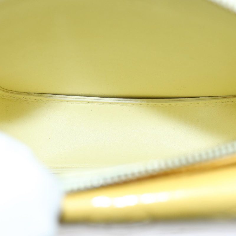 Louis Vuitton Mott  Patent Leather Clutch Bag - Barde - Image 5