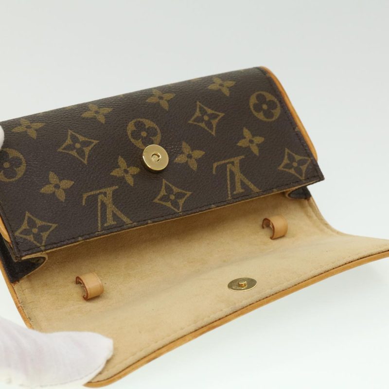 Louis Vuitton Pochette Twin  Canvas Clutch Bag - Barde - Image 5