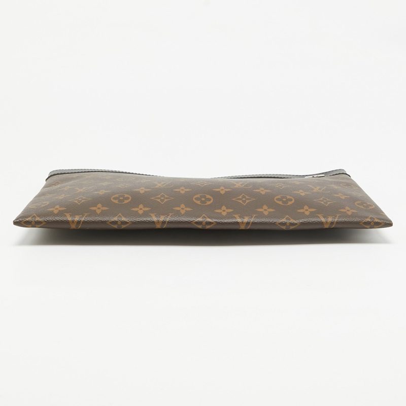 Louis Vuitton Monogram Macassar Canvas Discovery Gm Pochette - Barde - Image 5