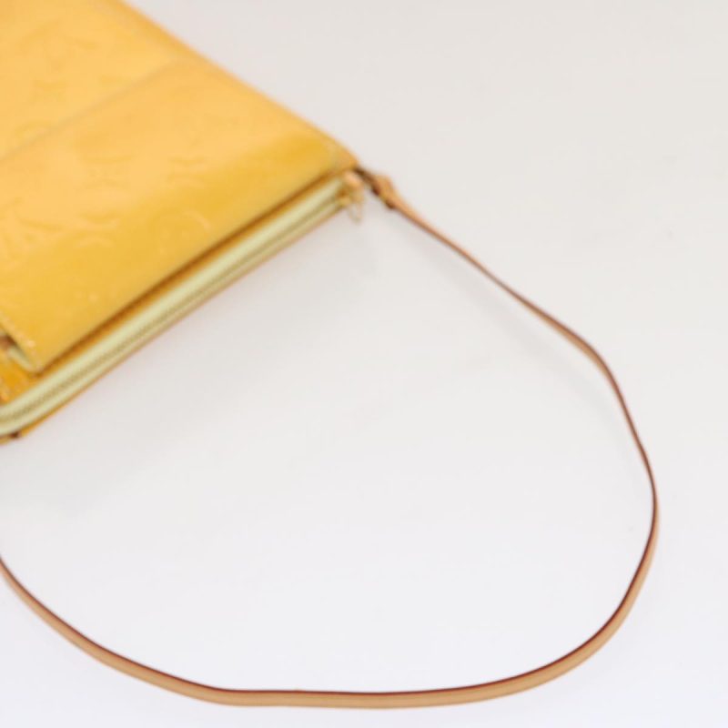 Louis Vuitton Mott  Patent Leather Clutch Bag - Barde - Image 4