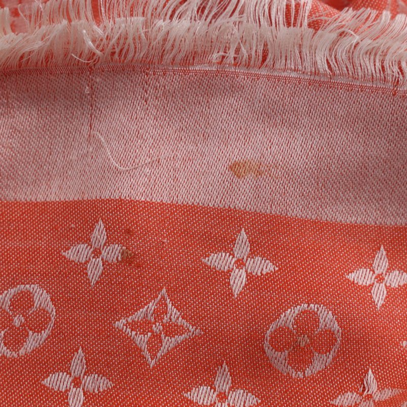 Louis Vuitton Monogram Shawl Scarf in Orange Silk - Barde - Image 4